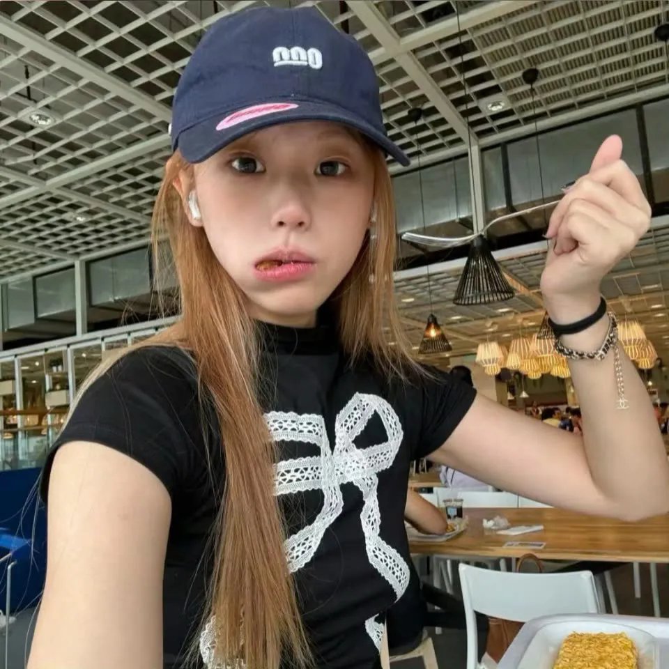神女杂货铺封面